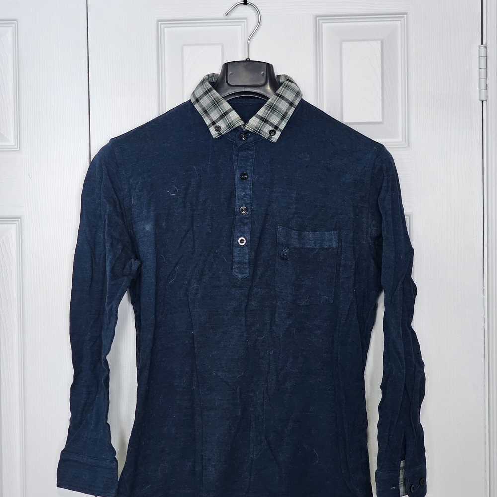 Men's Navy Long-Sleeve Henley Shirt with Plaid Collar